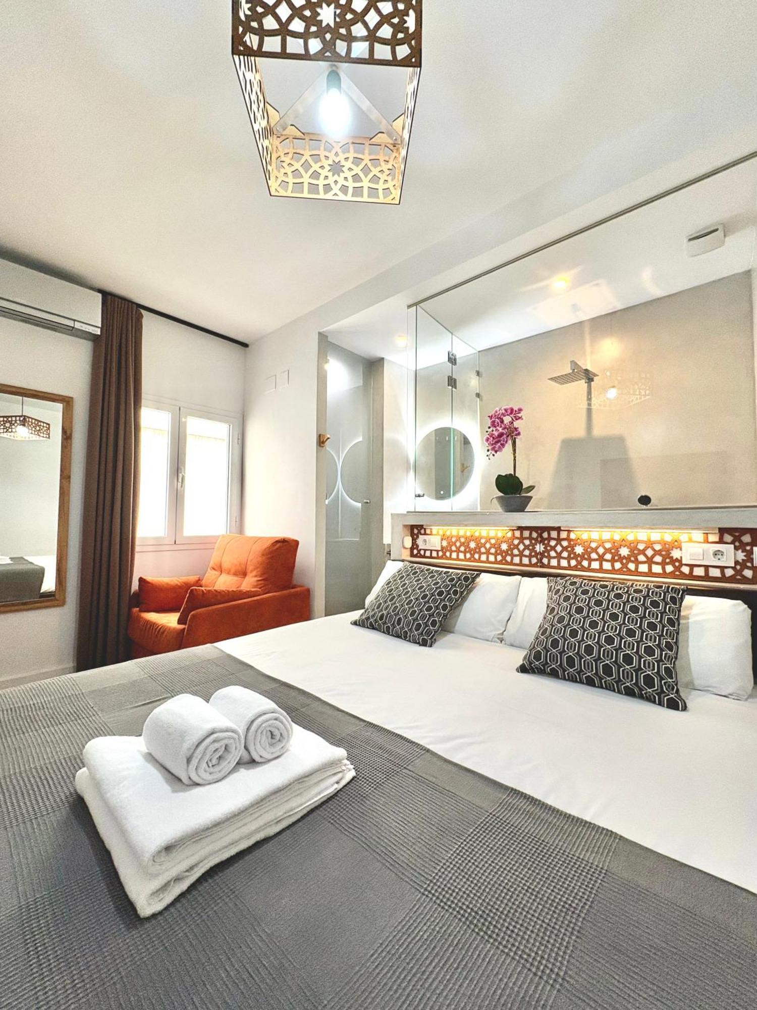 Unique House - Private Spa&Pool -StayinSevilla Dış mekan fotoğraf
