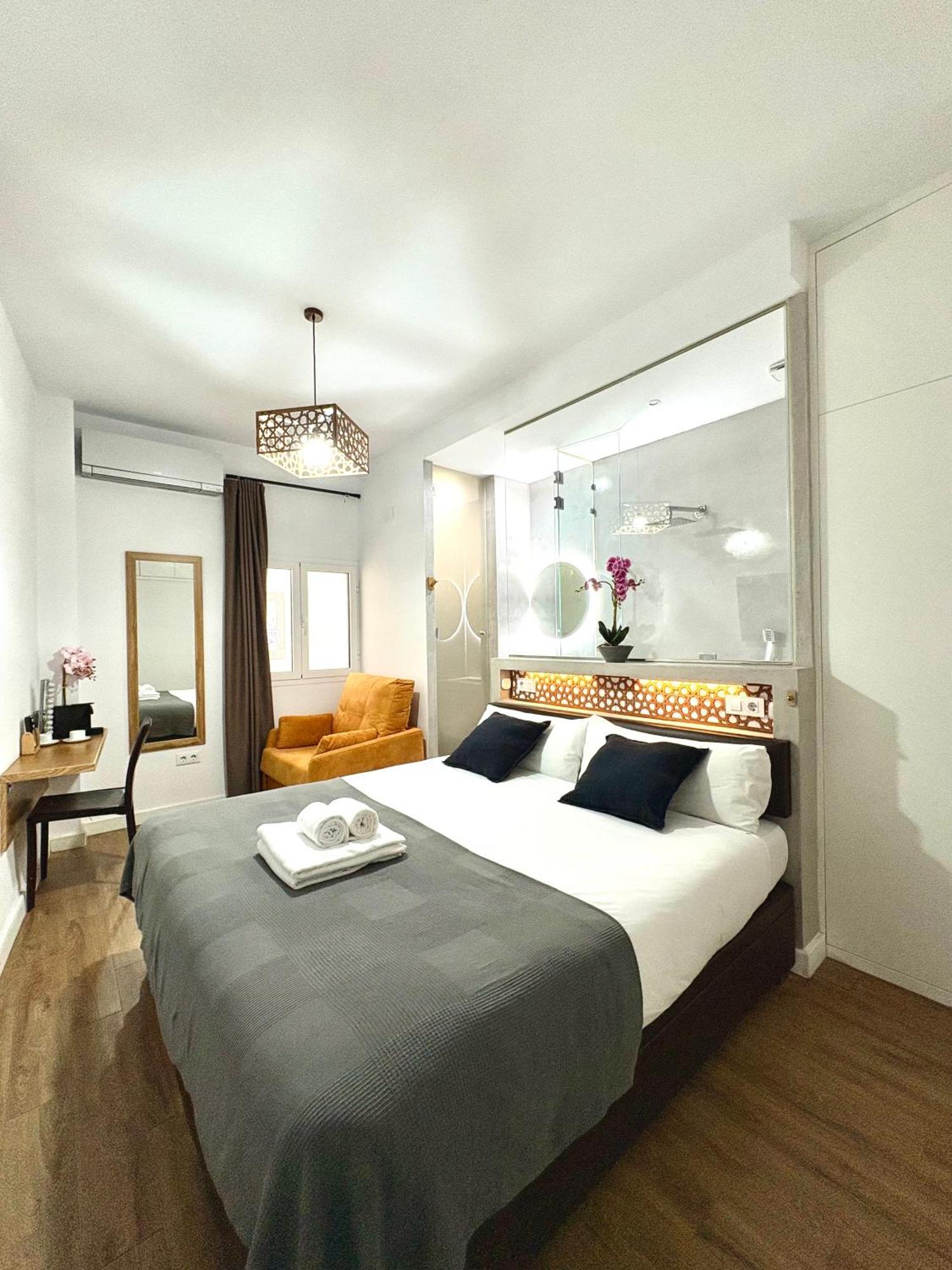 Unique House - Private Spa&Pool -StayinSevilla Dış mekan fotoğraf